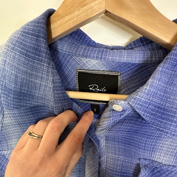 RAILS Blue Cotton Gauze Button Down Top - Picture 5 of 16